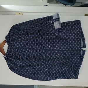 INTL D.E.T.A.I.L.S parka in a pocket